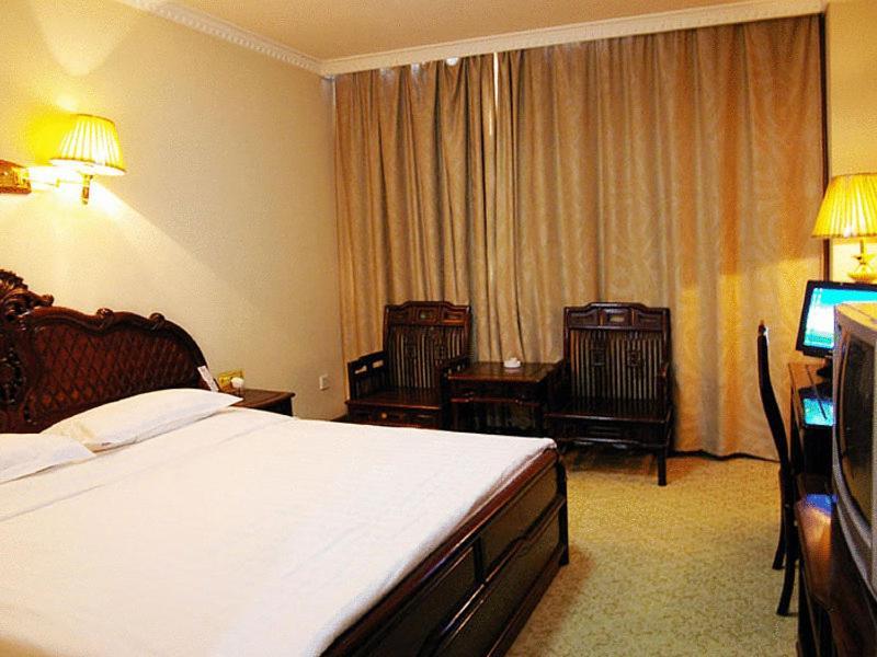 Starway Yangzhou Tianyuan Hotel Room photo